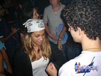 Balada: Fotos de Sexta no Avelinos SP