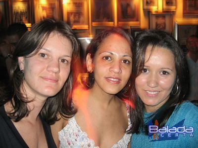 Balada: Fotos de Sexta no Happy News