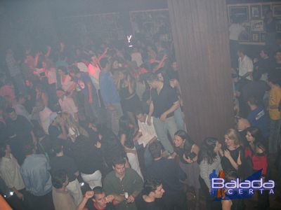 Balada: Fotos de Sexta no Happy News