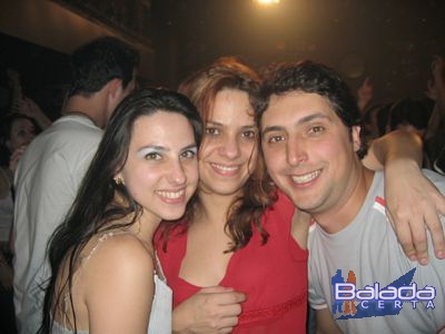 Balada: Fotos de Sbado no Happy News