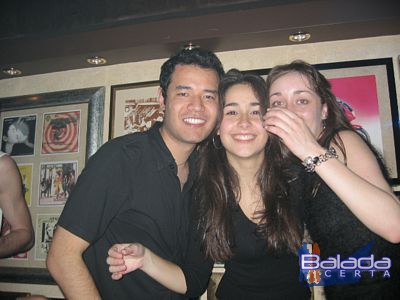 Balada: Fotos de Sbado no Happy News