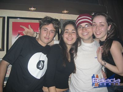 Balada: Fotos de Sbado no Happy News