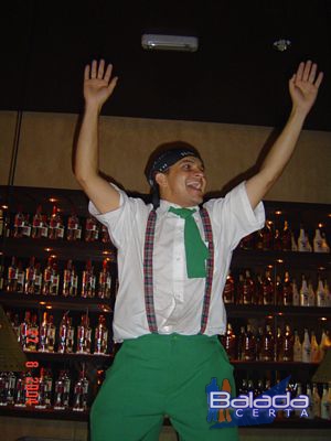 Balada: Fotos de Sexta no Happy News
