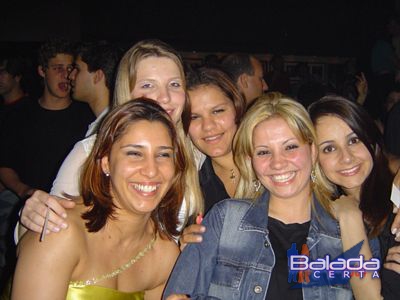 Balada: Fotos de Sexta no Happy News
