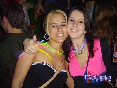 Balada: Fotos de Sexta no Happy News