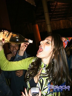 Balada: Fotos de Domingo no Aniversrio da Kayane no Kioski em Guarulhos