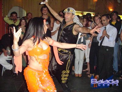 Balada: Fotos da Festa �rabe no Kioski