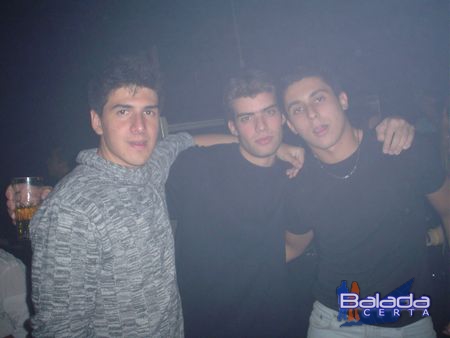 Balada: Fotos de Sbado na e-muzik