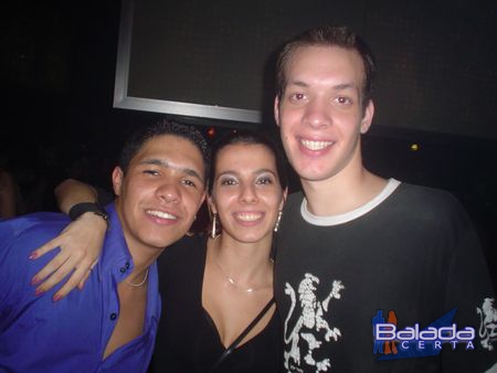 Balada: Fotos de Sbado no aniversrio do Dj Breder na e-muzik