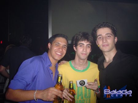 Balada: Fotos de Sbado no aniversrio do Dj Breder na e-muzik