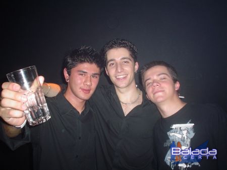 Balada: Fotos de Sbado no aniversrio do Dj Breder na e-muzik