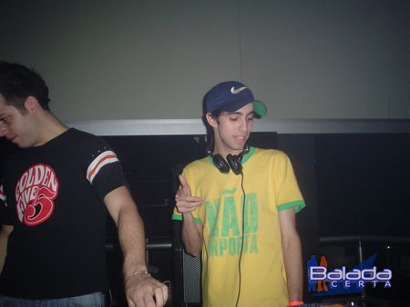 Balada: Fotos de Sbado no aniversrio do Dj Breder na e-muzik