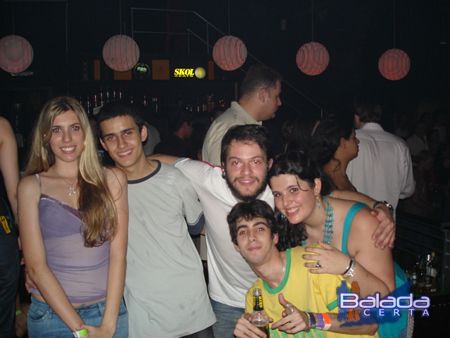 Balada: Fotos de Sbado no aniversrio do Dj Breder na e-muzik