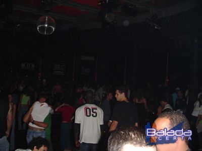 Balada: Fotos de quinta-feira na bano