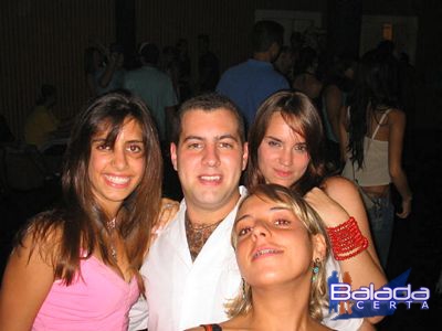 Balada: Fotos de quinta-feira na bano