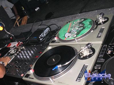 Balada: Fotos de quinta-feira na bano