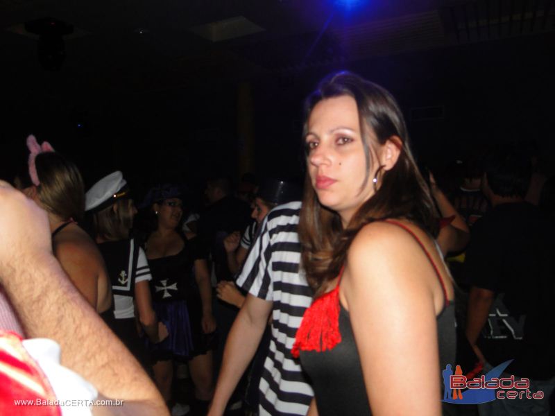 Balada: Fotos da festa a fantasia no bano em So Paulo/SP