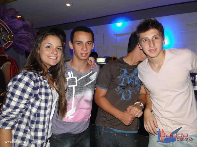 Balada: Fotos da festa a fantasia no bano em So Paulo/SP