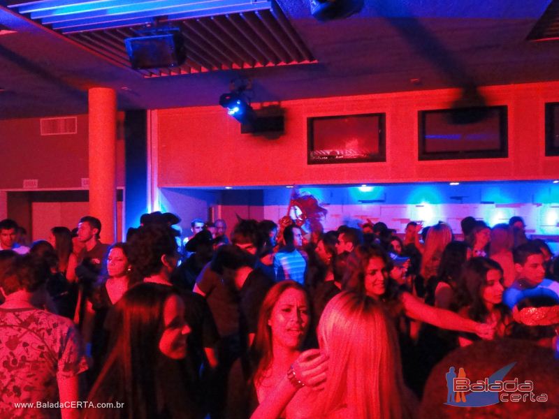 Balada: Fotos da festa a fantasia no bano em So Paulo/SP