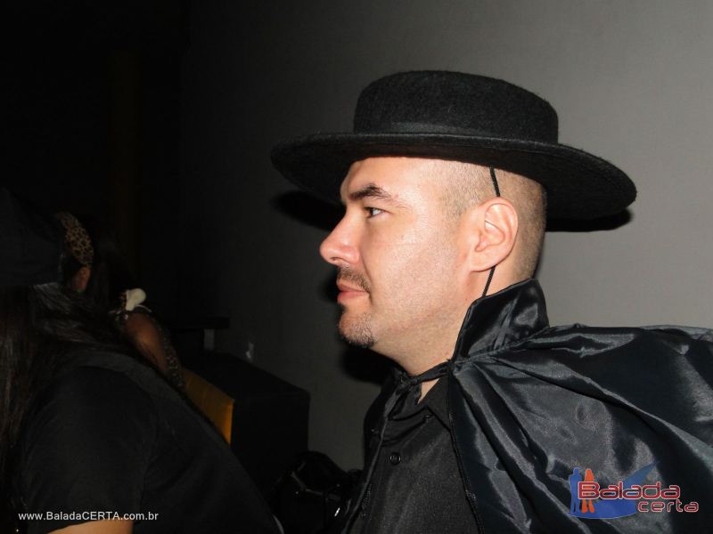Balada: Fotos da festa a fantasia no bano em So Paulo/SP