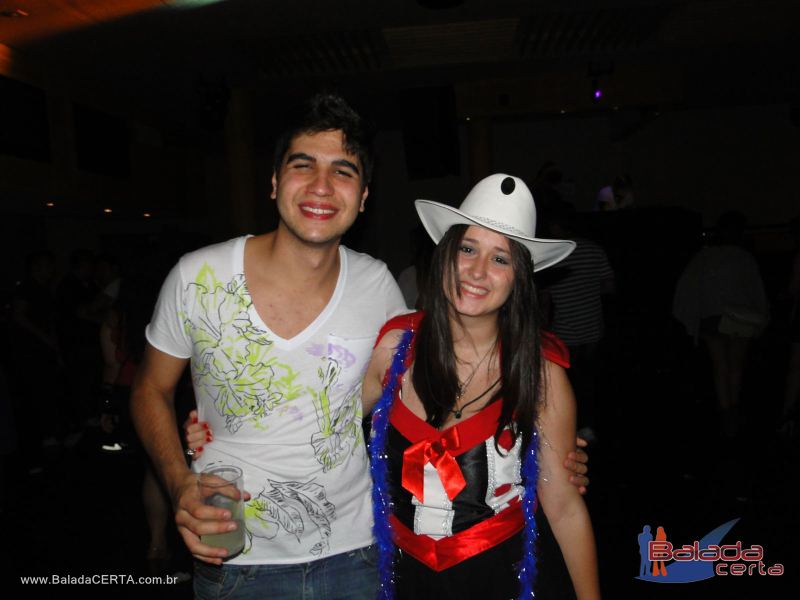Balada: Fotos da festa a fantasia no bano em So Paulo/SP