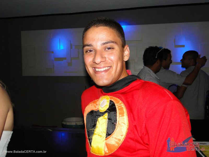 Balada: Fotos da festa a fantasia no bano em So Paulo/SP