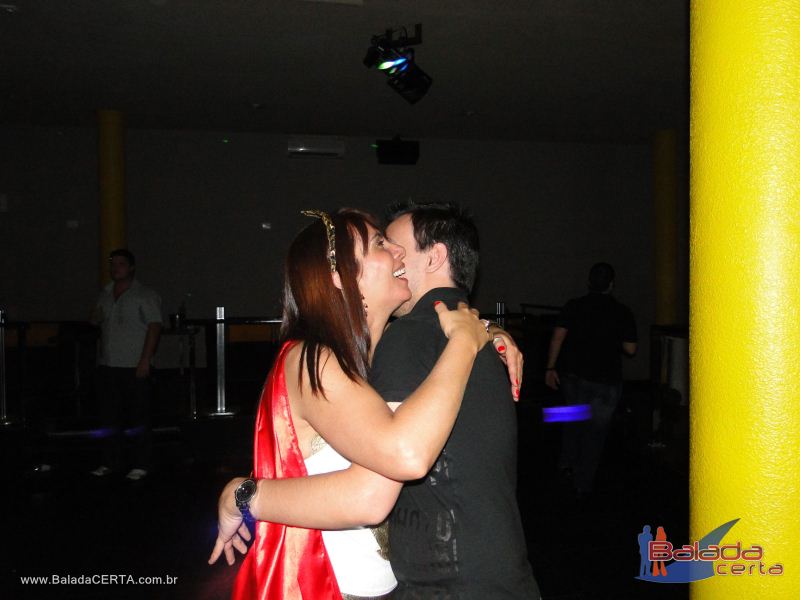 Balada: Fotos da festa a fantasia no bano em So Paulo/SP