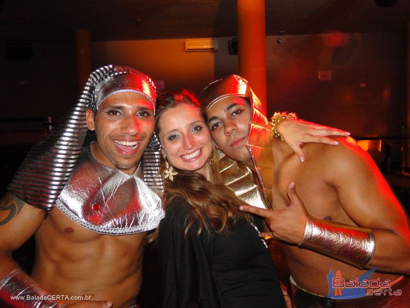 Balada: Fotos da festa a fantasia no bano em So Paulo/SP