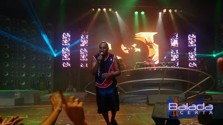 Balada: Fotos de Sexta-feira no Planet Pop Festival 2005