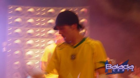 Balada: Fotos de Sexta-feira no Planet Pop Festival 2005