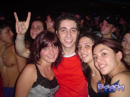 Balada: Fotos de Sexta-feira no Planet Pop Festival 2005