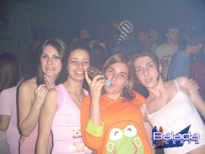 Balada: Fotos da Festa do Pijama em Guarulhos