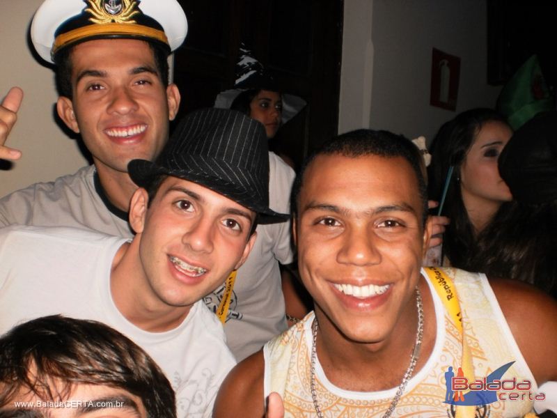 Balada: Fotos da festa a fantasia na Repblica Chaparral em Ouro Preto/MG