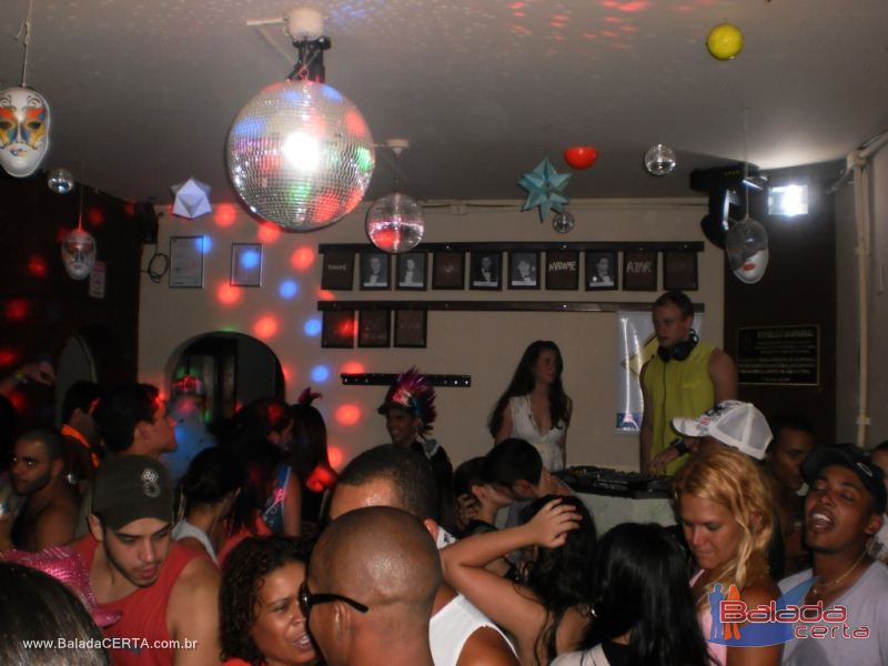 Balada: Fotos da festa a fantasia na Repblica Chaparral em Ouro Preto/MG