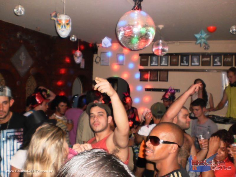 Balada: Fotos da festa a fantasia na Repblica Chaparral em Ouro Preto/MG