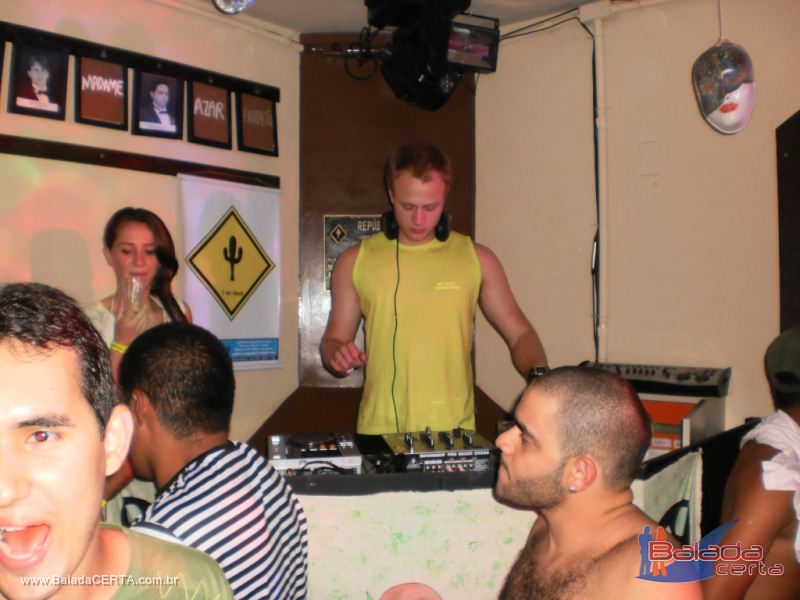 Balada: Fotos da festa a fantasia na Repblica Chaparral em Ouro Preto/MG