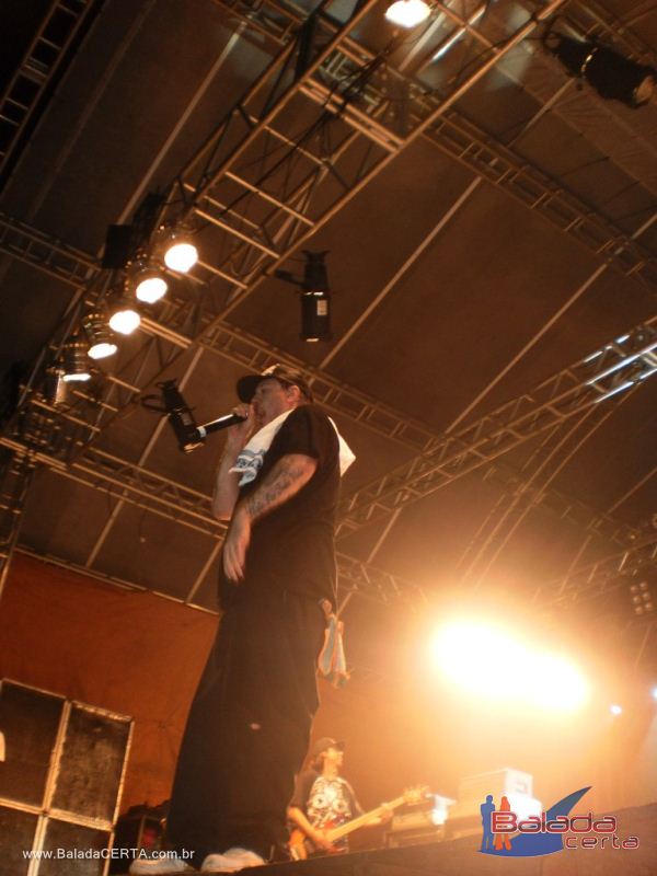 Balada: Fotos do  show do Charlie Brown Jnior no Bloco Chapado em Ouro Preto/MG