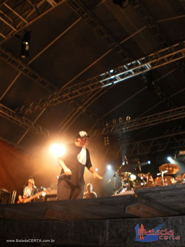 Balada: Fotos do  show do Charlie Brown Jnior no Bloco Chapado em Ouro Preto/MG