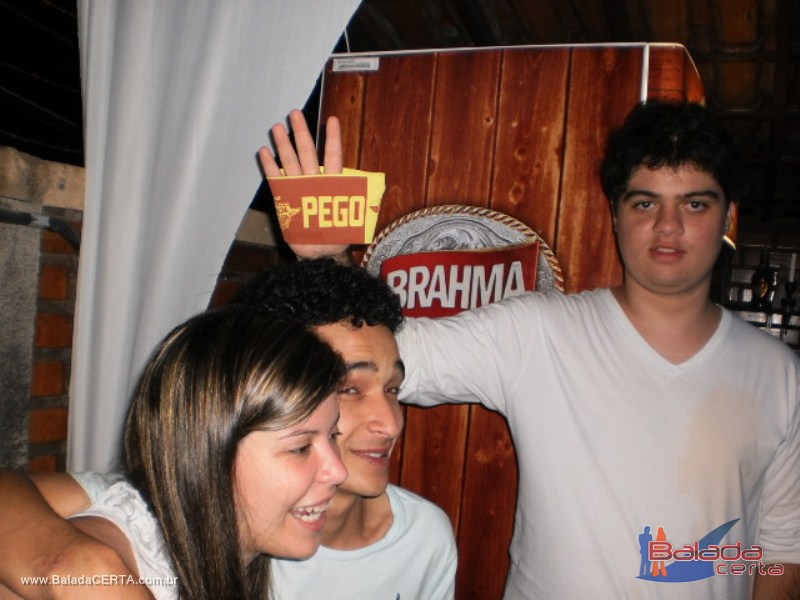 Balada: Fotos da Rave na Repblica Chaparral com participao do DJ RHOMMEL em Ouro Preto / MG
