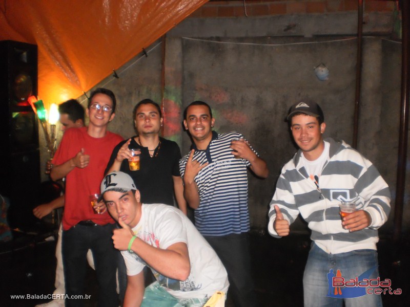 Balada: Fotos da Festa Havaiana na Repblica Chaparral no Carnaval 2012 de Ouro Preto / MG