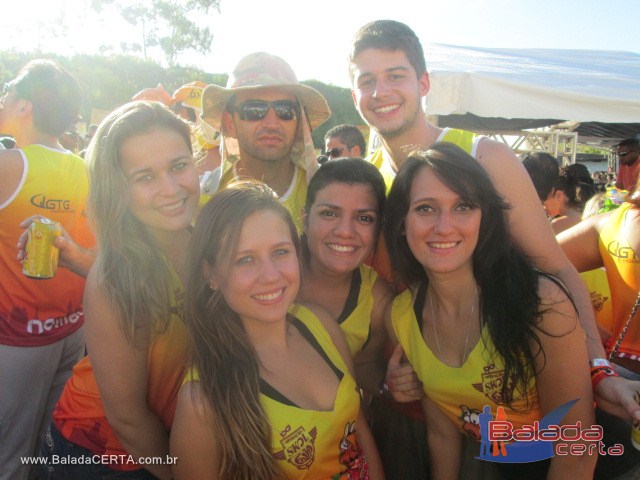 Balada: Show com a Banda Asa, Show do Naldo e presena de DJ Nero no Bloco da Ladera no Carnaval 2013 em Ouro Preto / MG