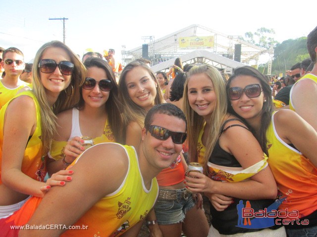 Balada: Show com a Banda Asa, Show do Naldo e presena de DJ Nero no Bloco da Ladera no Carnaval 2013 em Ouro Preto / MG