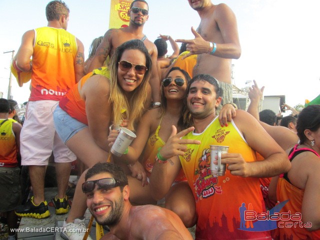 Balada: Show com a Banda Asa, Show do Naldo e presena de DJ Nero no Bloco da Ladera no Carnaval 2013 em Ouro Preto / MG