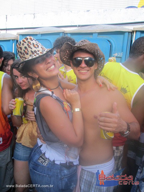 Balada: Show com a Banda Asa, Show do Naldo e presena de DJ Nero no Bloco da Ladera no Carnaval 2013 em Ouro Preto / MG