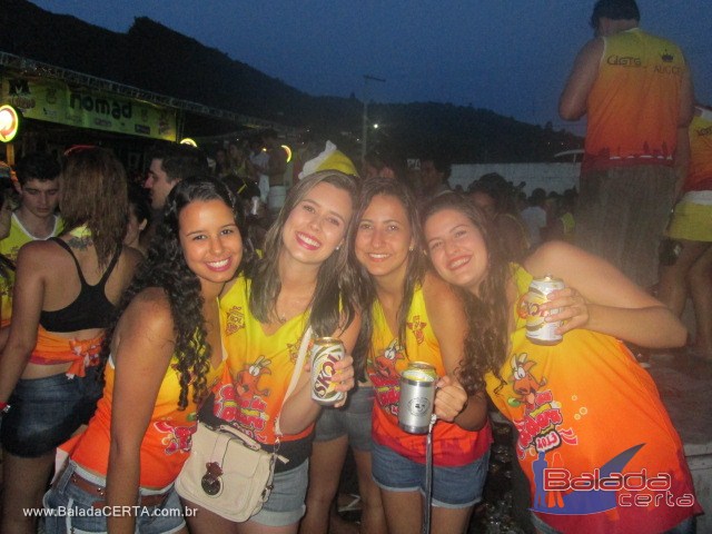 Balada: Show com a Banda Asa, Show do Naldo e presena de DJ Nero no Bloco da Ladera no Carnaval 2013 em Ouro Preto / MG