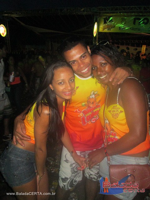 Balada: Show com a Banda Asa, Show do Naldo e presena de DJ Nero no Bloco da Ladera no Carnaval 2013 em Ouro Preto / MG