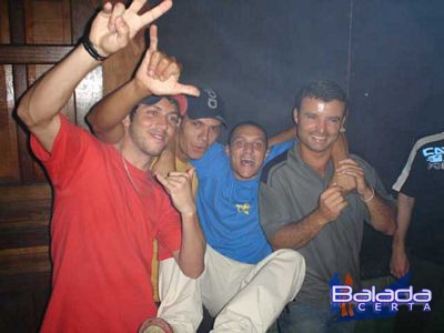 Balada: Fotos de Domingo no 180 Ubatuba