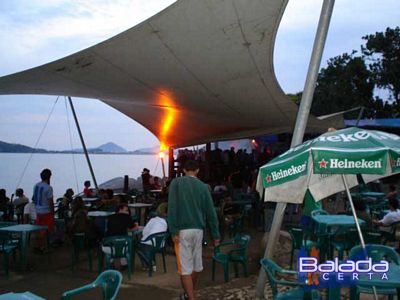 Balada: Fotos de Domingo no 180 Ubatuba