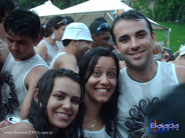 Balada: Fotos do carnaval em Ouro Preto 2009 com o Bloco do Caixo e Show do Monobloco