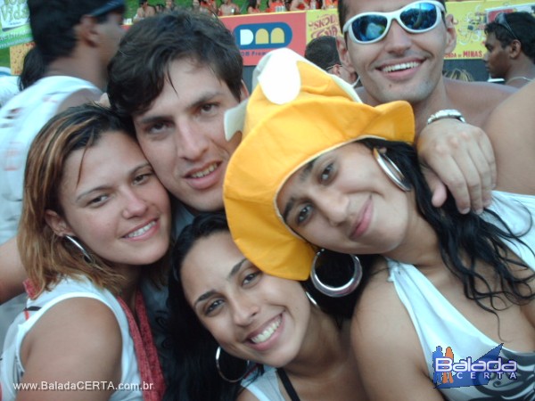 Balada: Fotos do carnaval em Ouro Preto 2009 com o Bloco do Caixo e Show do Monobloco